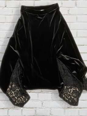 Cosmic Aura Hot Topic Black Velvet Lace Godet Midi Skirt Size M